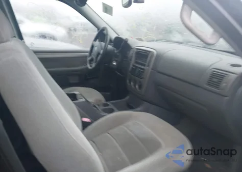 2004 Ford Explorer Nbx/Xlt z USA, uszkodzony, nr VIN 1FMZU73E14UB62306